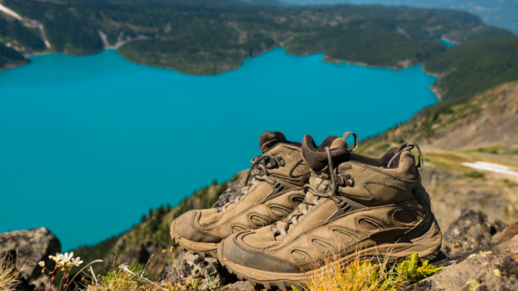 hiking boots trail comfort
