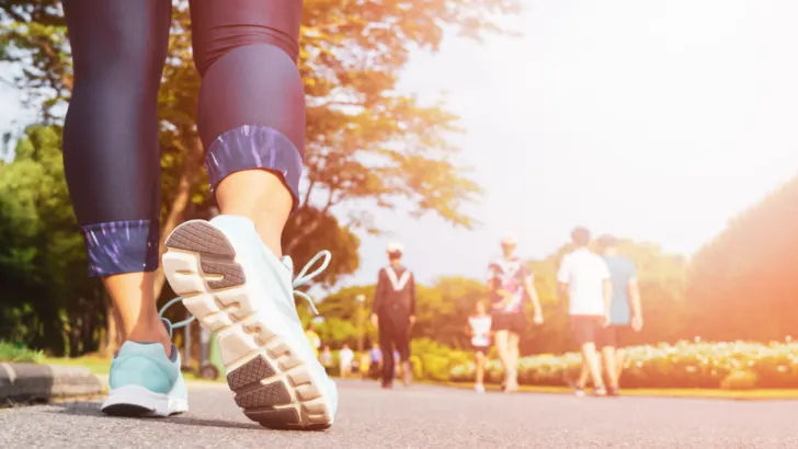 Hiking vs. Leg Training: Which Yields Better Lower Body Gains?