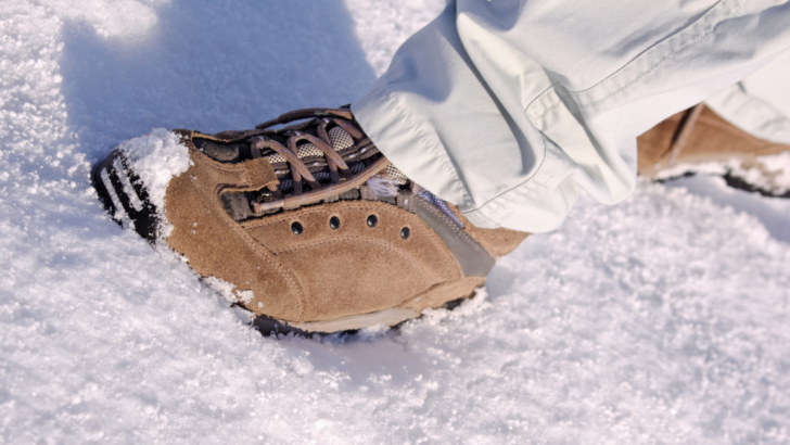 Navigating Winter Trails: Evaluating Hiking Boots for Snow